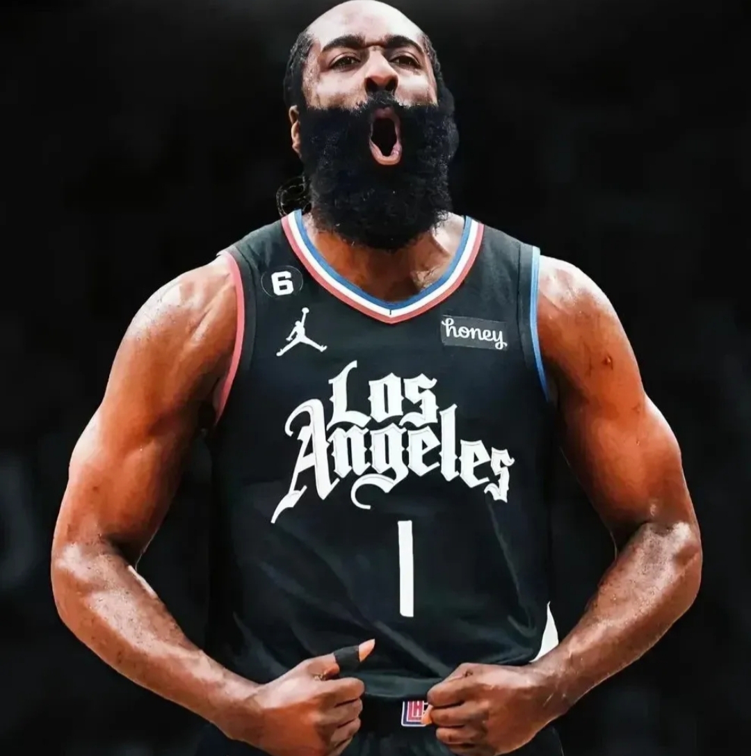 九游下载安装官网-哈登重返赛场，重返赛场首场状态出色，湖人观众沸腾！的简单介绍